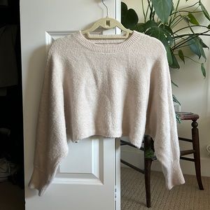 Cropped cream knit